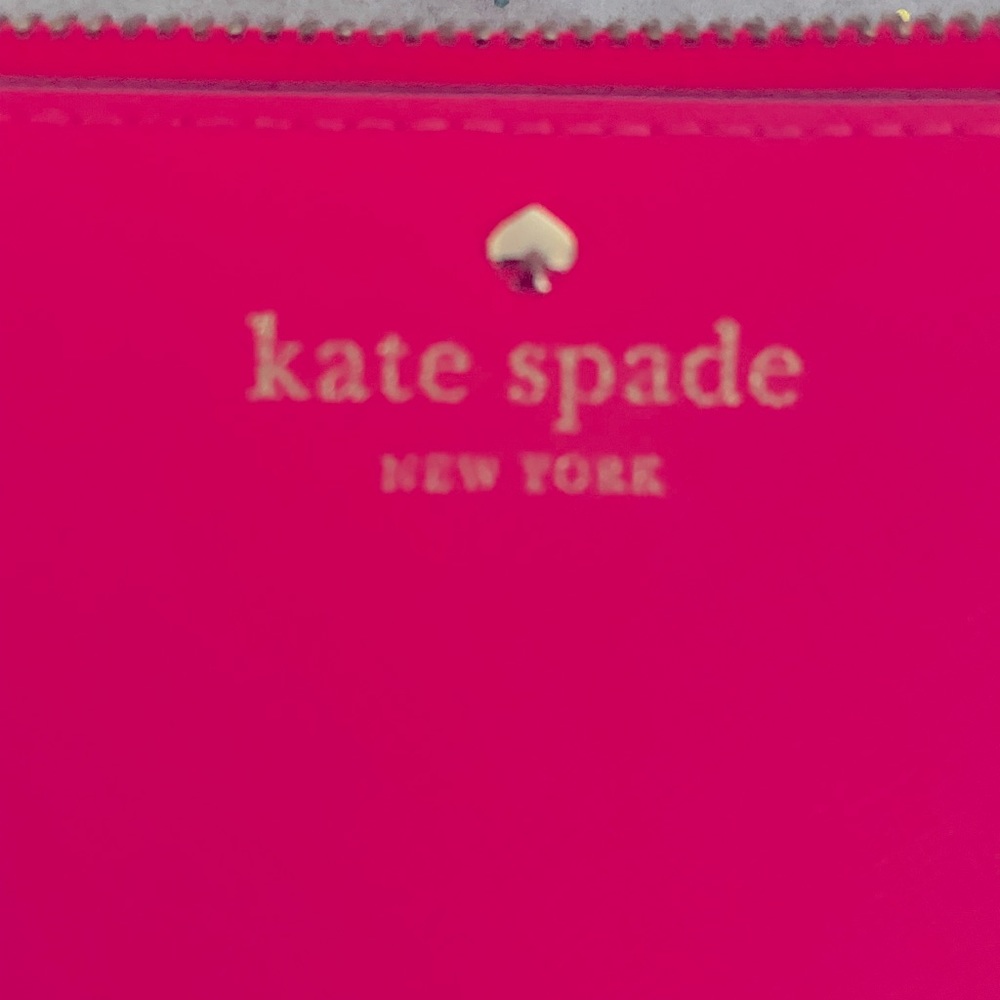 Hot PINK Kate Spade Wallet like new